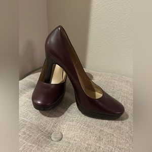 Michael Kors Chocolate Brown heels size 10.